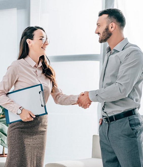 ما بهترین خدمات درمانی در منزل را ارائه می دهیم